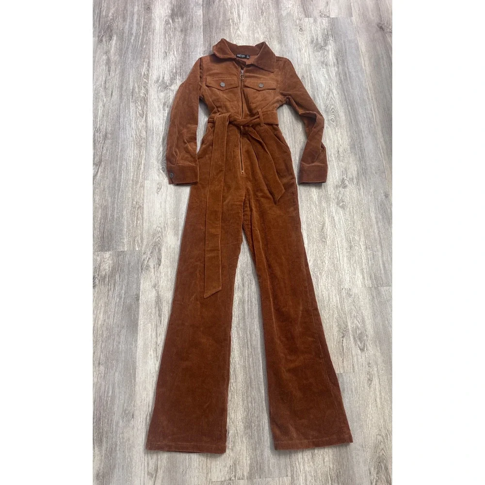 Nasty Gal Broken Re-Cord Jumpsuit Brown Corduroy Flare Zip Front Belted Size 2 - Picture 2 of 10